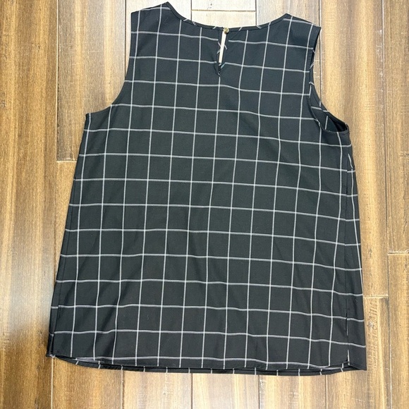Liz Claiborne size L Blue Grid Tank Top Blouse Crew Neck Sleeveless - Picture 5 of 9